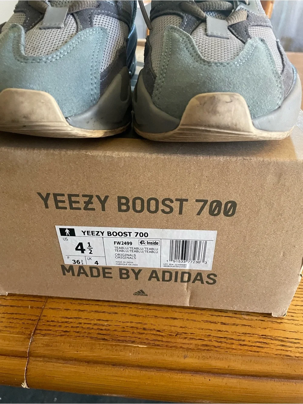 adidas Yeezy Boost 700 Men’s Sneakers - Olive Green/Gray